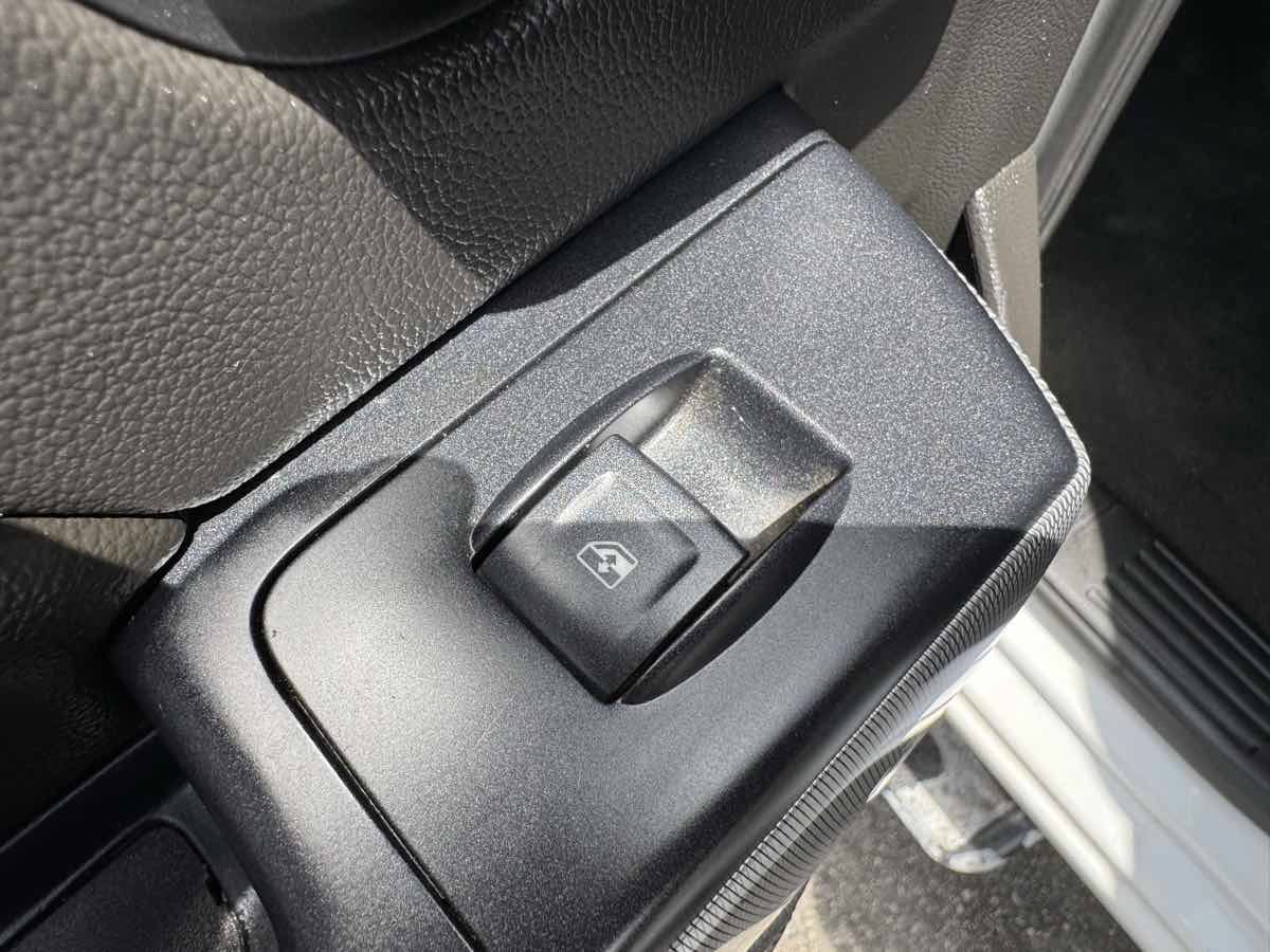 Used 2018 Chevrolet Silverado 1500 LT w/ All Star Edition AWD/4WD image 41