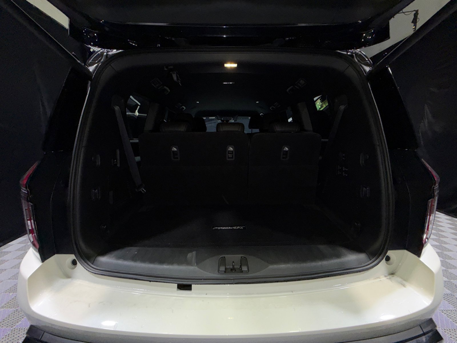 Certified 2025 Nissan Armada PRO-4X image 34