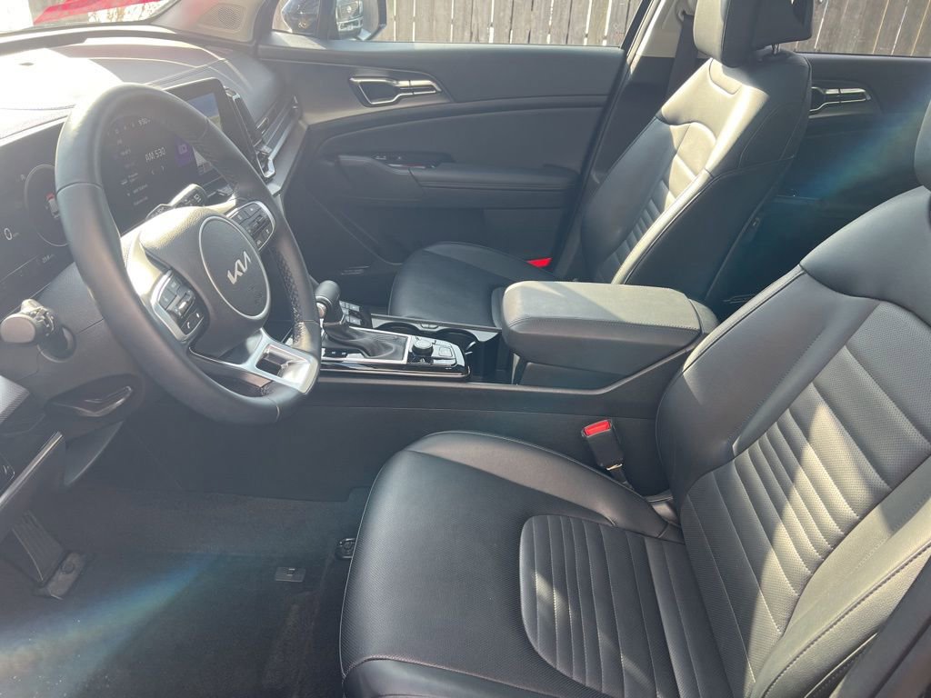 Certified 2023 Kia Sportage SX image 4