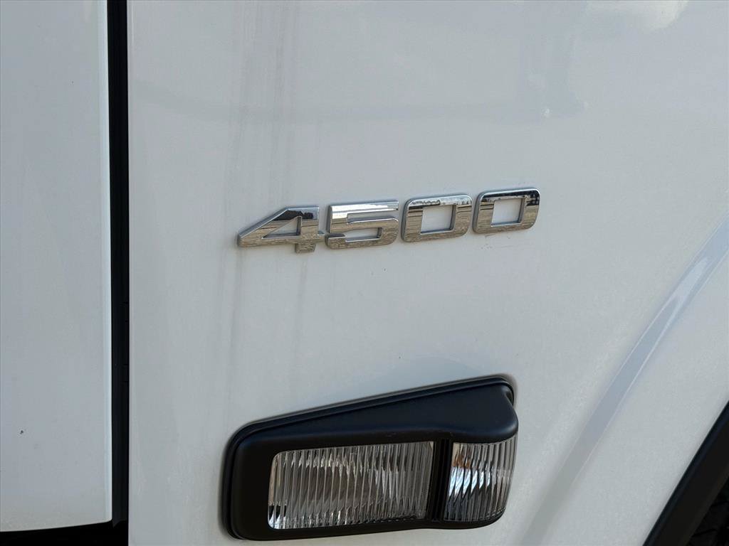 Used 2024 Chevrolet Low Cab Forward RWD image 45