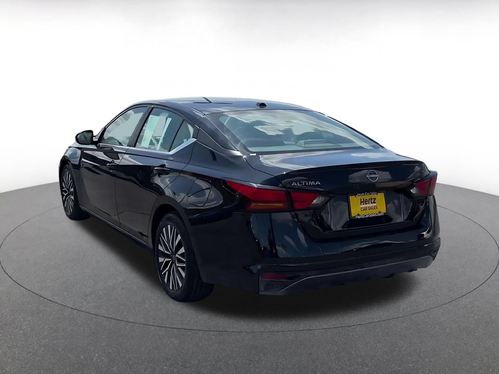 Used 2026 Nissan Altima 2.5 SV FWD image 10