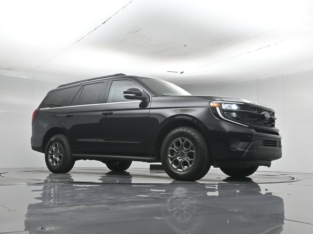 New 2026 Ford Expedition Active AWD/4WD image 3
