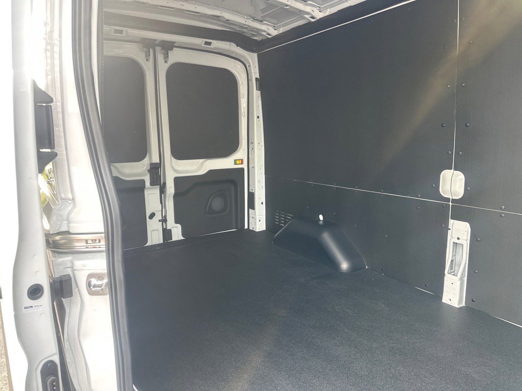 New 2026 Ford Transit 250 148 Medium Roof w/ Load Area Protection Package image 7