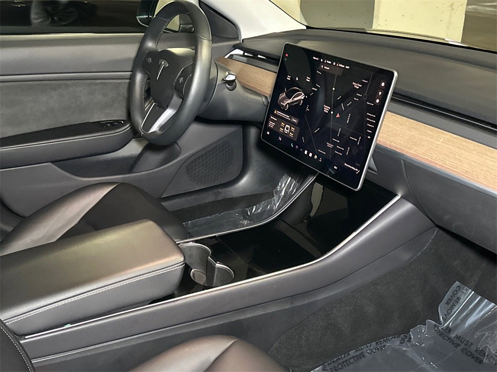 Used 2018 Tesla Model 3 Long Range image 9
