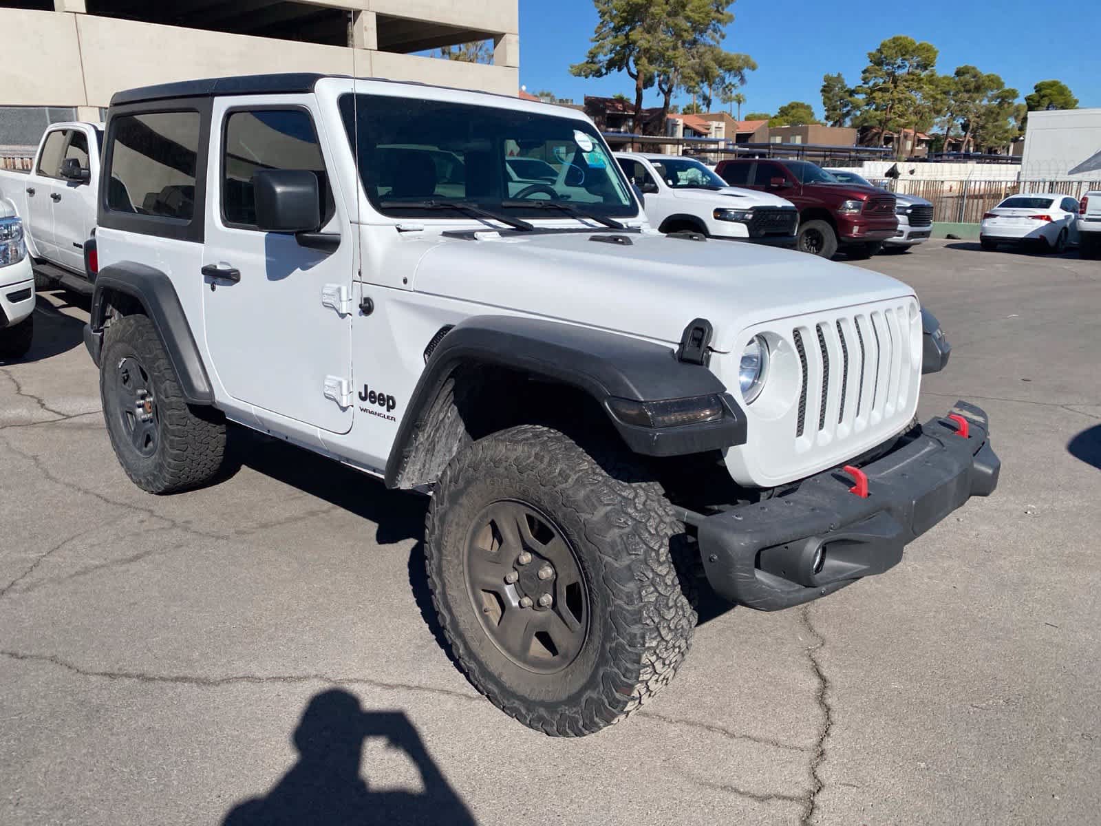 Used 2022 Jeep Wrangler Sport AWD/4WD image 3