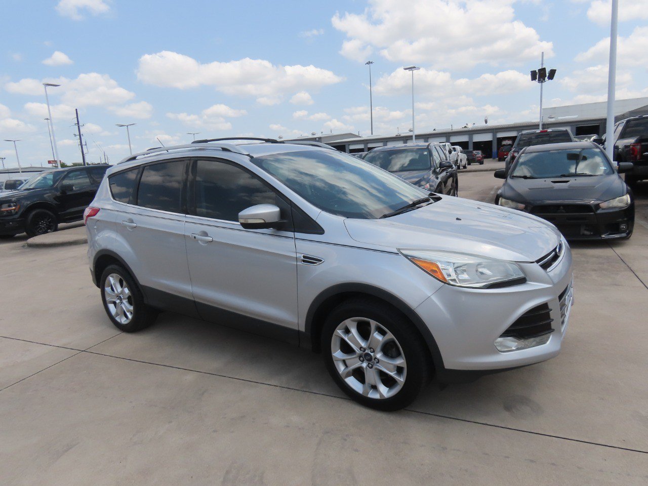 Used 2016 Ford Escape Titanium FWD image 7