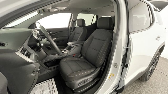 Used 2023 GMC Acadia SLE w/ Driver Convenience Package image 33