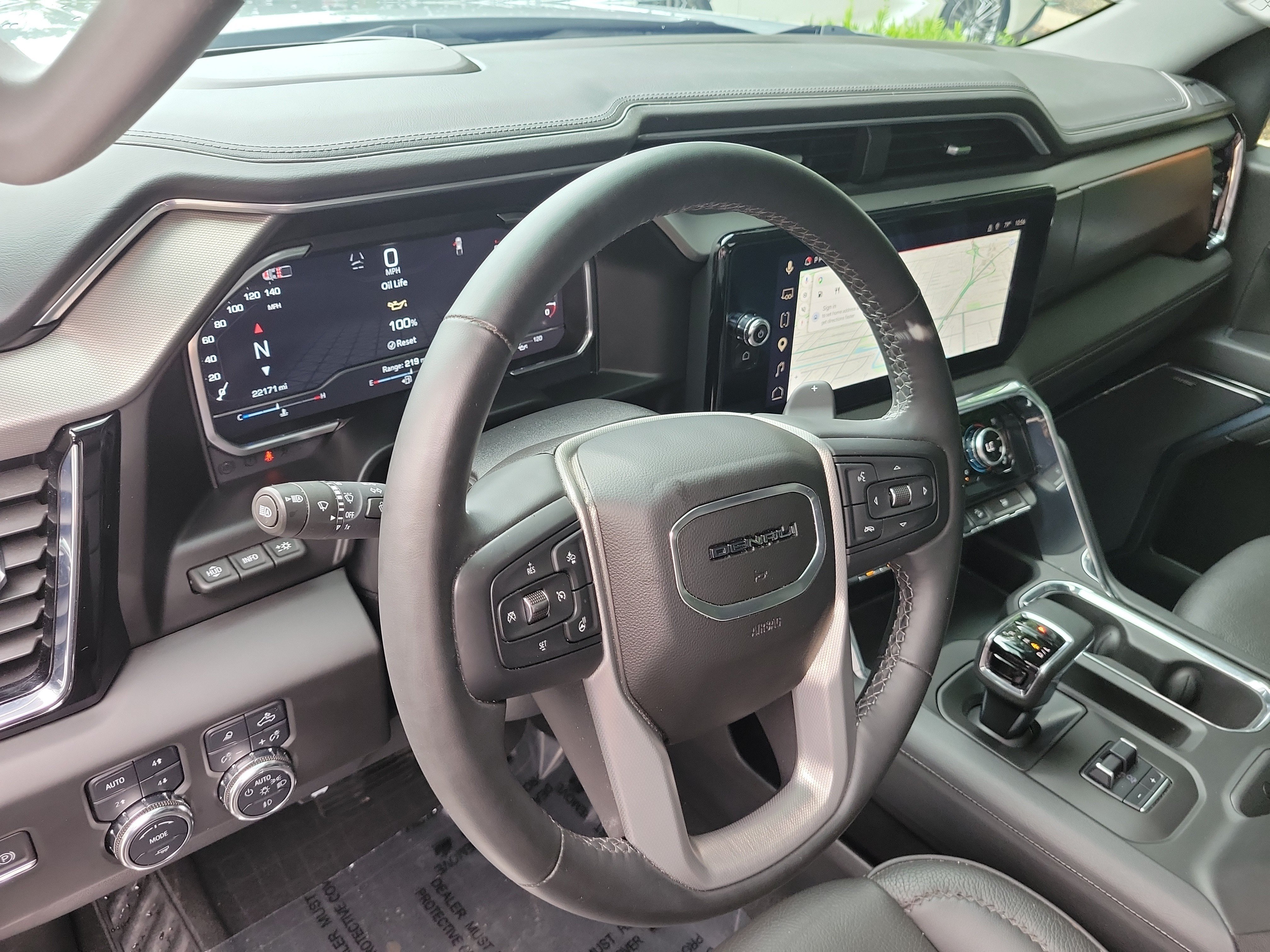 Used 2024 GMC Sierra 1500 Denali w/ Denali Reserve Package AWD/4WD image 23
