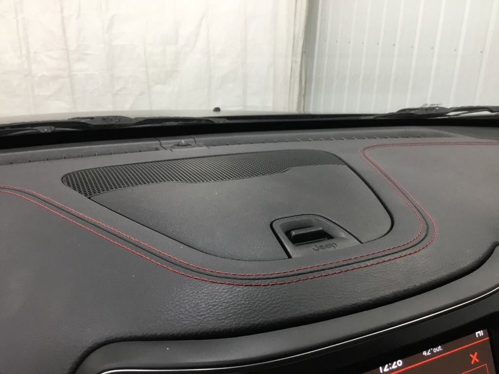 Used 2022 Jeep Cherokee Trailhawk w/ Trailer Tow Group image 26