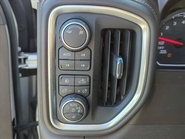 Used 2019 Chevrolet Silverado 1500 LTZ w/ LTZ Premium Package AWD/4WD image 12