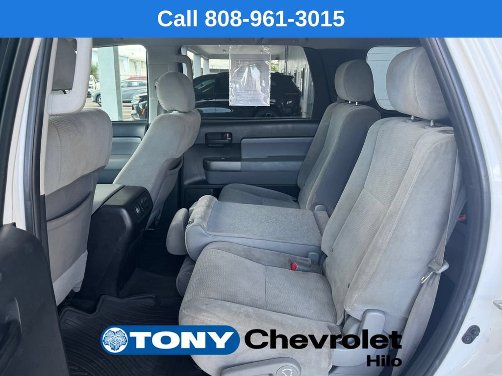 Used 2016 Toyota Sequoia SR5 AWD/4WD image 18