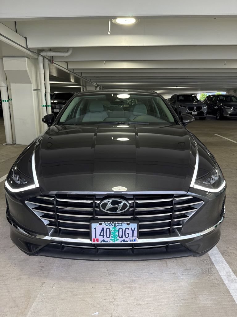Used 2021 Hyundai Sonata SE FWD image 2