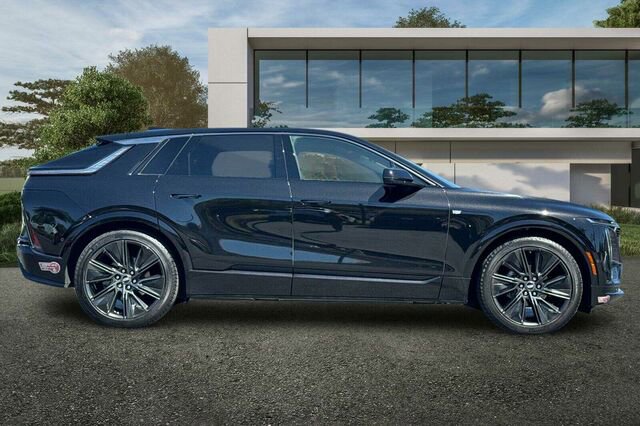 Used 2024 Cadillac Lyriq Sport w/ LPO, Floor Liner Package AWD/4WD image 3