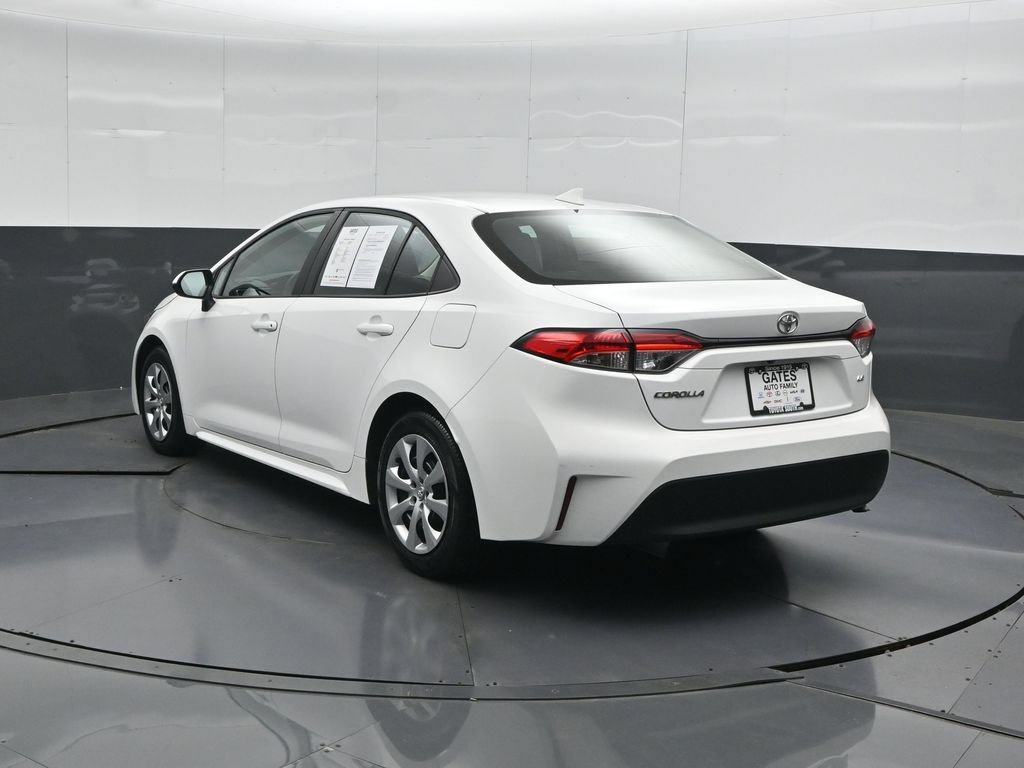 Used 2023 Toyota Corolla LE FWD image 8