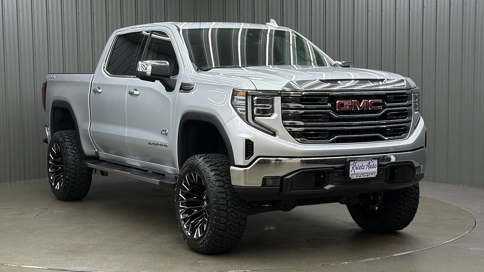 Used 2022 GMC Sierra 1500 SLT w/ SLT Convenience Package AWD/4WD image 7