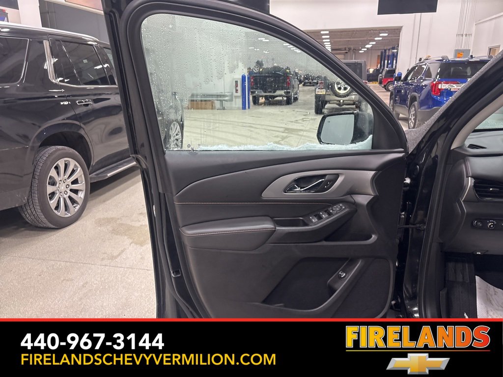 Certified 2020 Chevrolet Traverse LT image 9