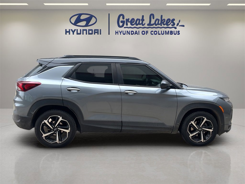 Used 2021 Chevrolet TrailBlazer RS w/ Sun and Liftgate Package image 6