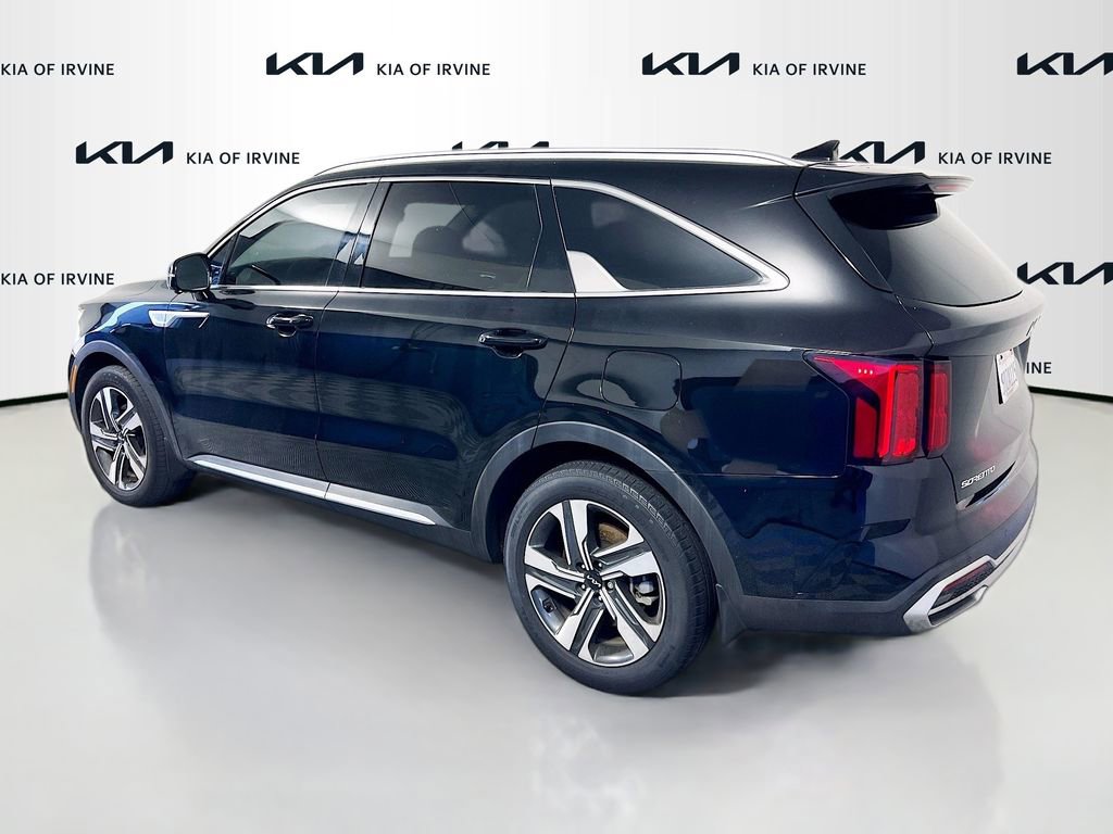 Certified 2023 Kia Sorento SX Prestige w/ Panoramic Sunroof Package AWD/4WD image 6
