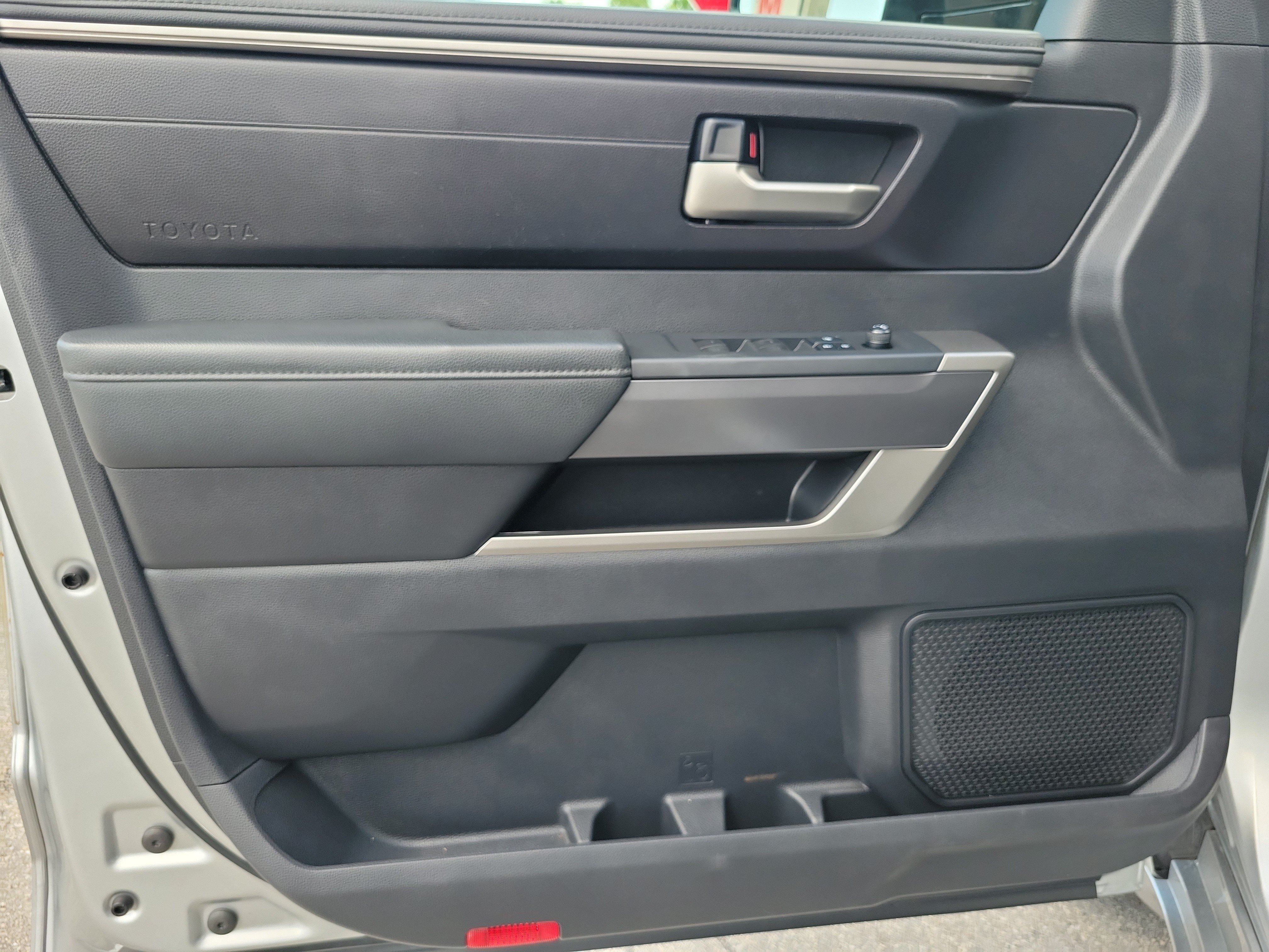 Used 2022 Toyota Tundra SR5 w/ Convenience Package RWD image 22