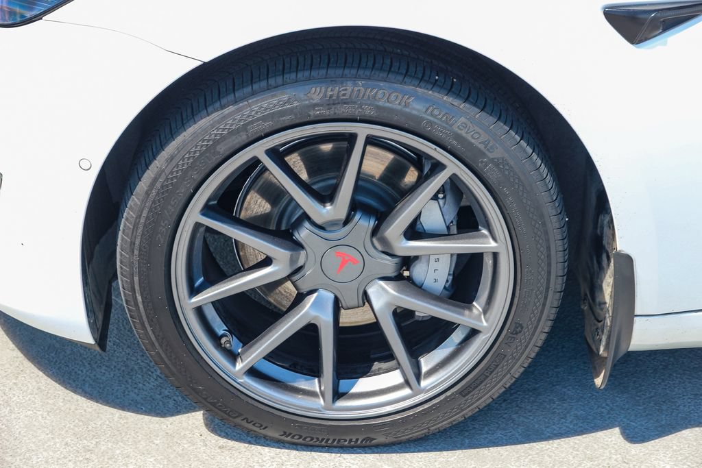 Used 2022 Tesla Model 3 Long Range AWD/4WD image 10