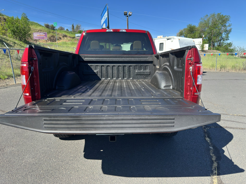 Used 2018 Ford F150 XLT w/ Equipment Group 302A Luxury AWD/4WD image 6
