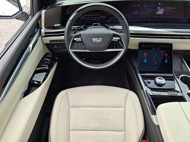 Certified 2025 Cadillac Escalade Sport w/ Touring Package AWD/4WD image 10