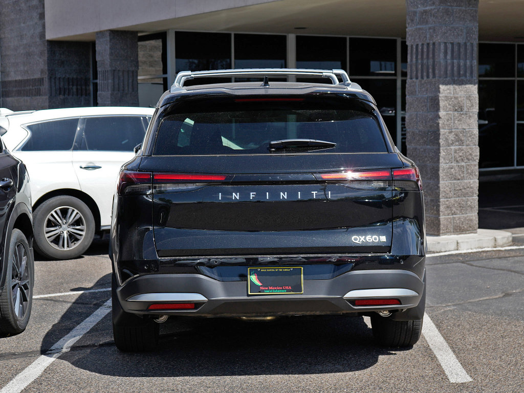 Used 2026 INFINITI QX60 Luxe w/ Cargo Package AWD/4WD image 17