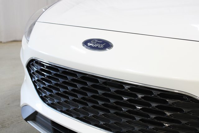 Used 2022 Ford Escape SEL image 32