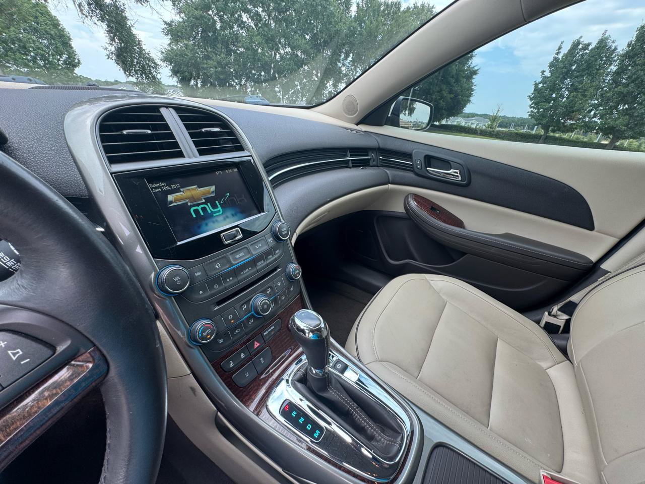 Used 2013 Chevrolet Malibu LTZ FWD image 32