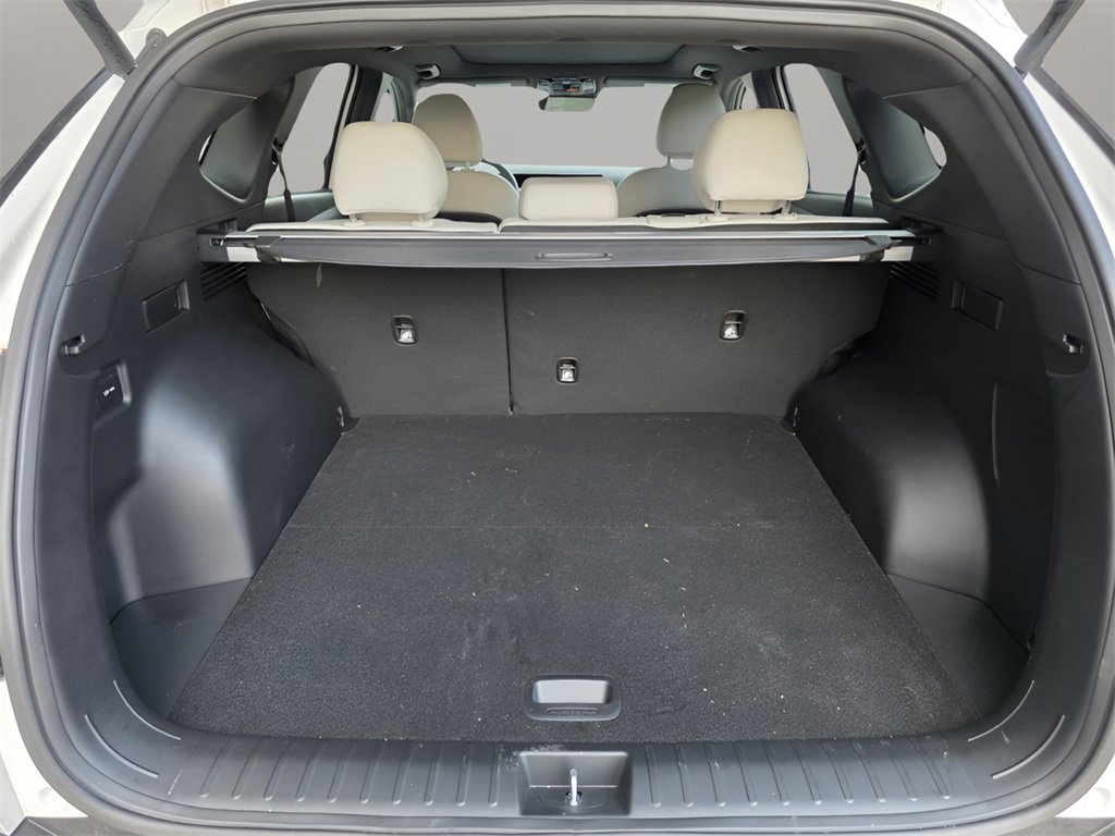 Used 2025 Hyundai Tucson Limited image 13