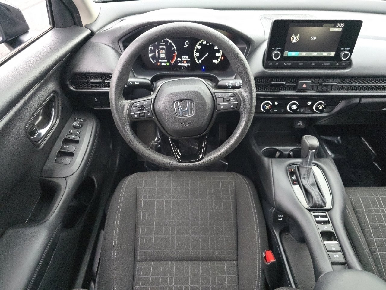 Certified 2024 Honda HR-V LX image 27