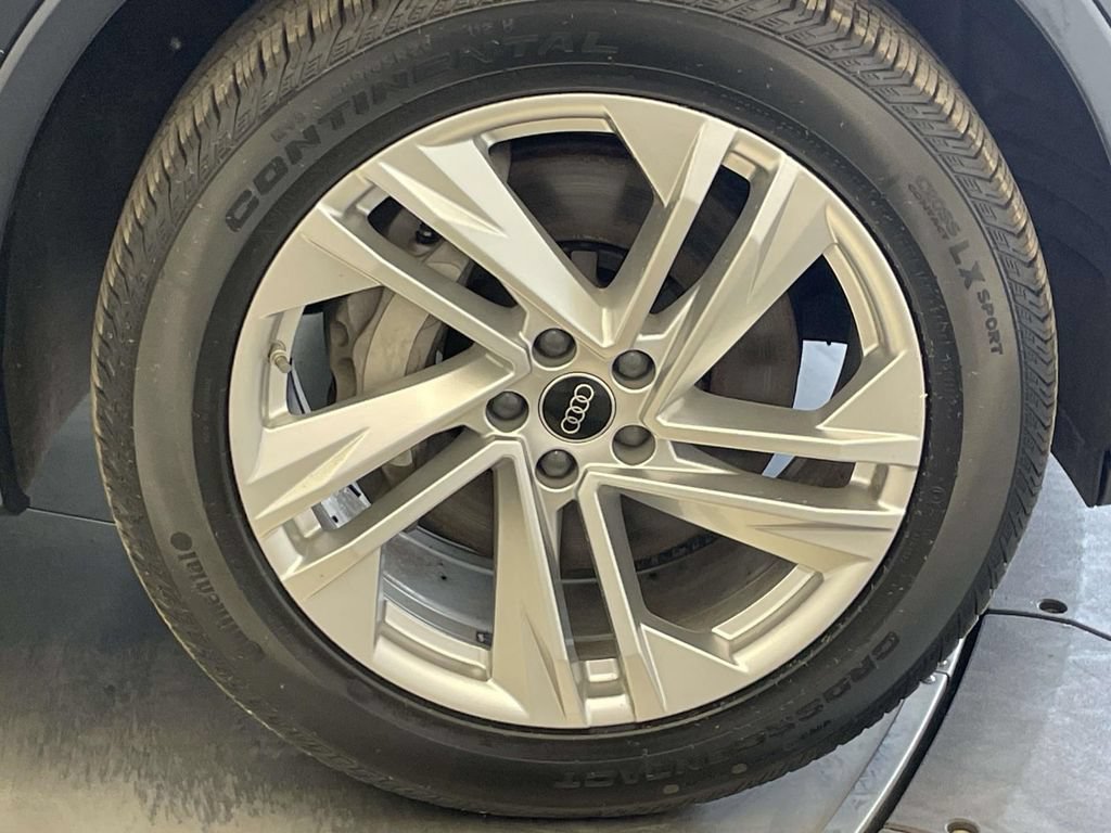 Certified 2023 Audi Q7 2.0T Premium AWD/4WD image 14