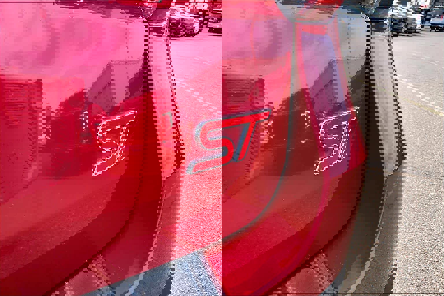 Certified 2022 Ford Explorer ST w/ Equipment Group 401A image 9