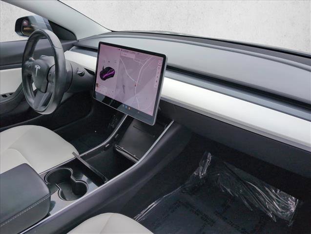 Used 2018 Tesla Model 3 Long Range image 22