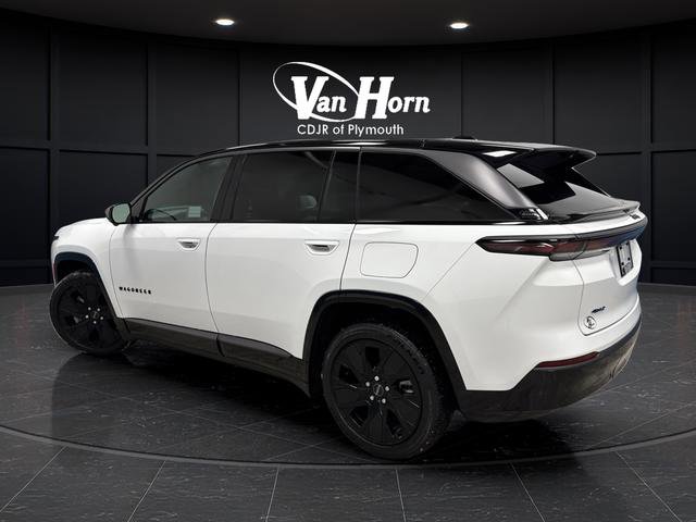 Used 2024 Jeep Wagoneer Launch Edition image 3