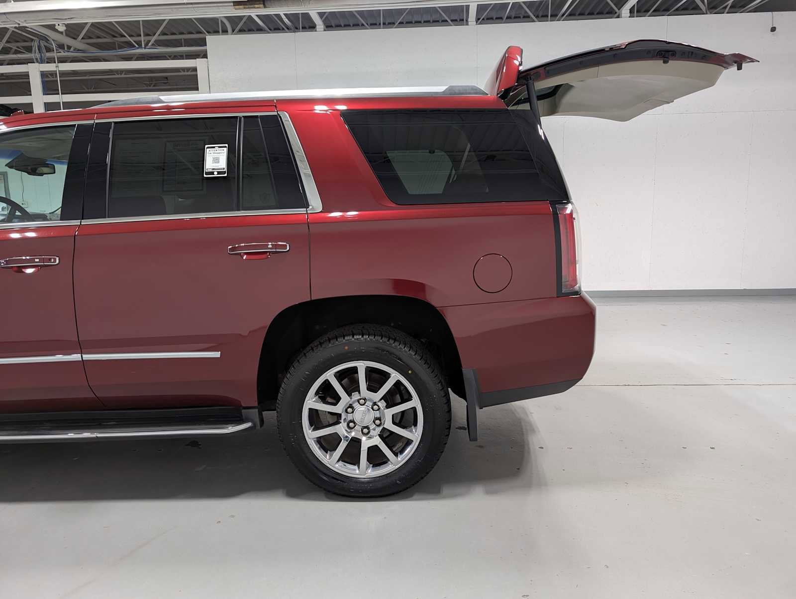 Certified 2017 GMC Yukon Denali image 11