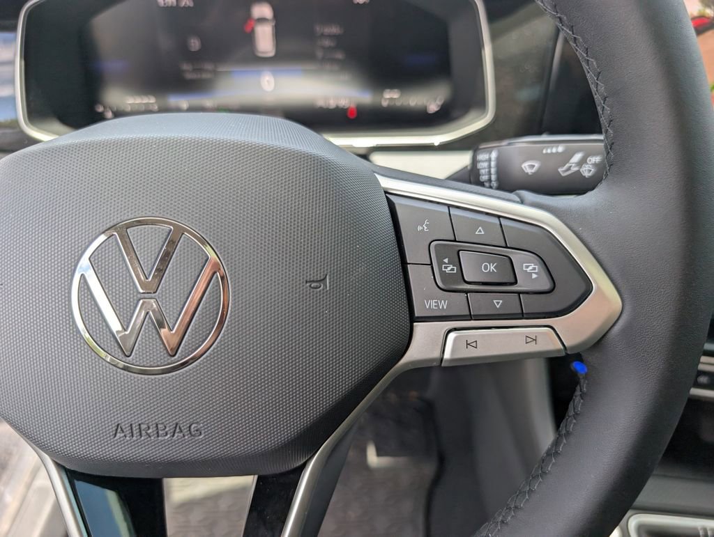 New 2025 Volkswagen Jetta SE image 18