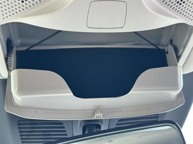 Used 2020 Mercedes-Benz Metris Passenger image 32
