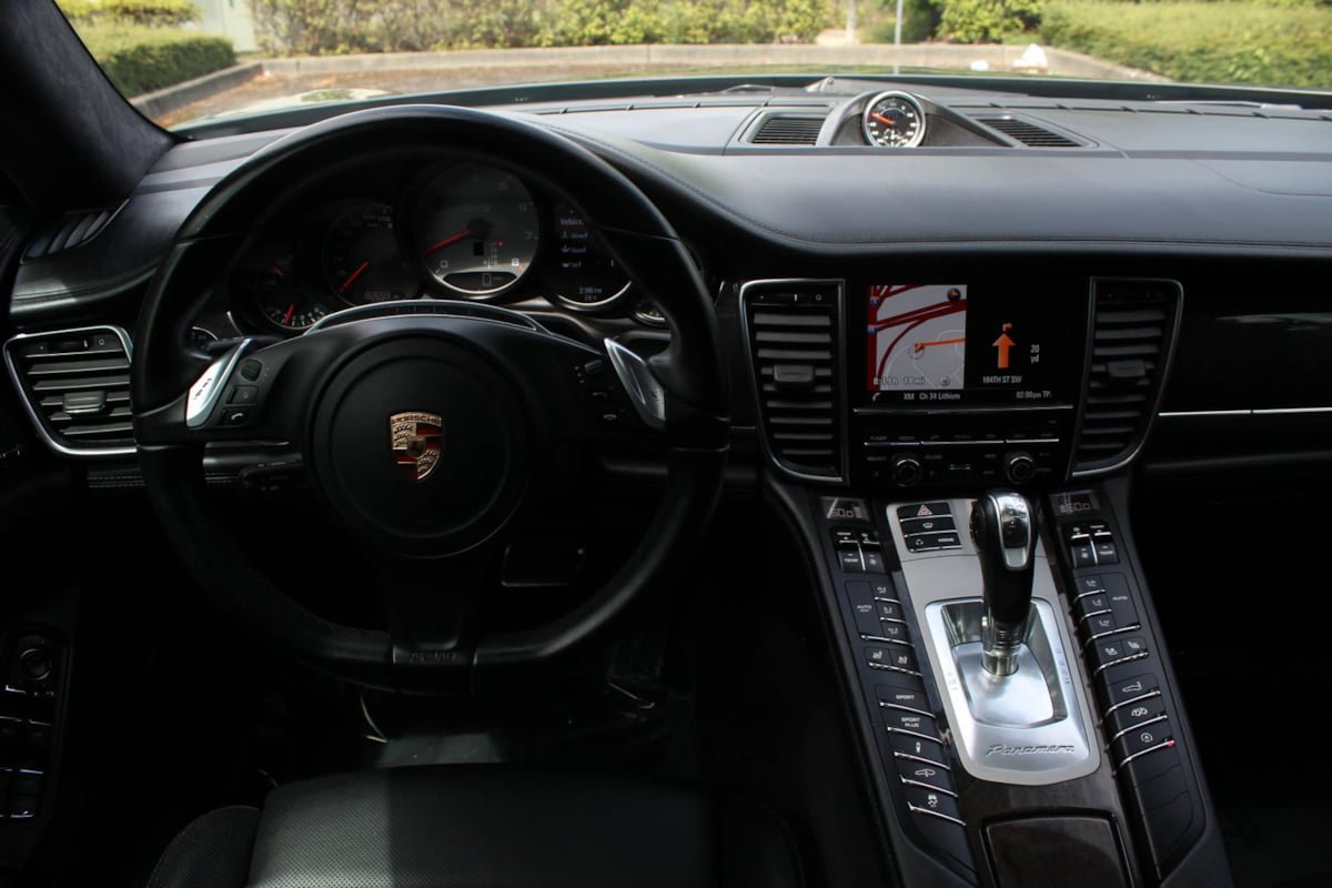 Used 2013 Porsche Panamera GTS AWD/4WD image 22