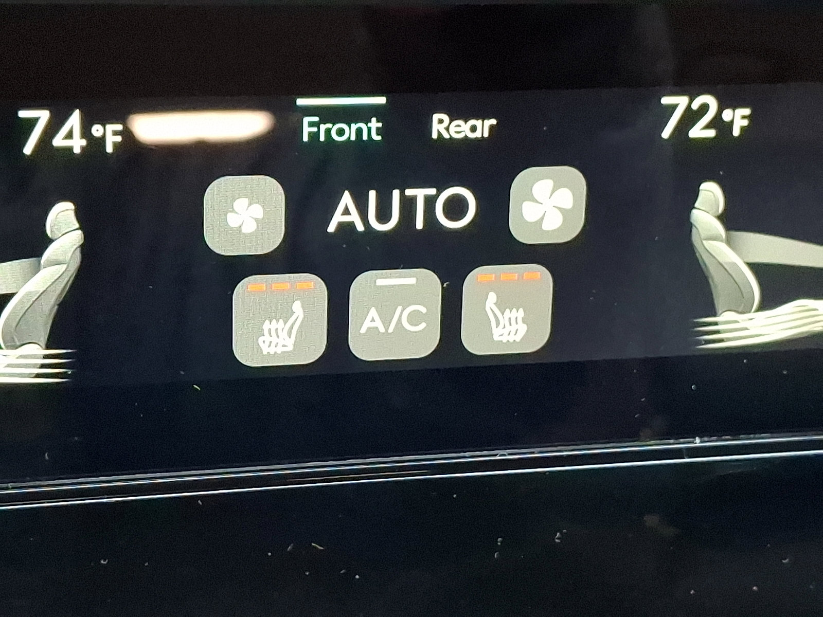 Certified 2026 Genesis GV70 2.5T image 24