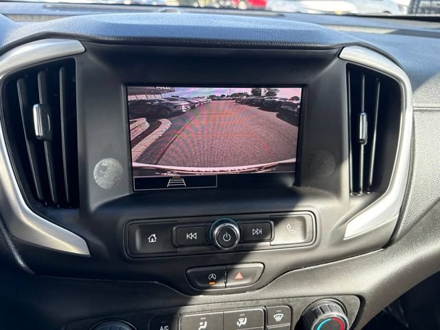 Used 2024 GMC Terrain SLE AWD/4WD image 17