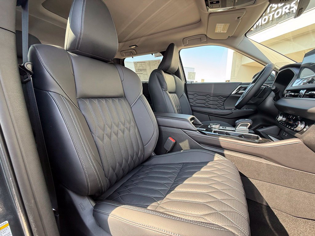 New 2026 Mitsubishi Outlander SEL AWD/4WD image 17