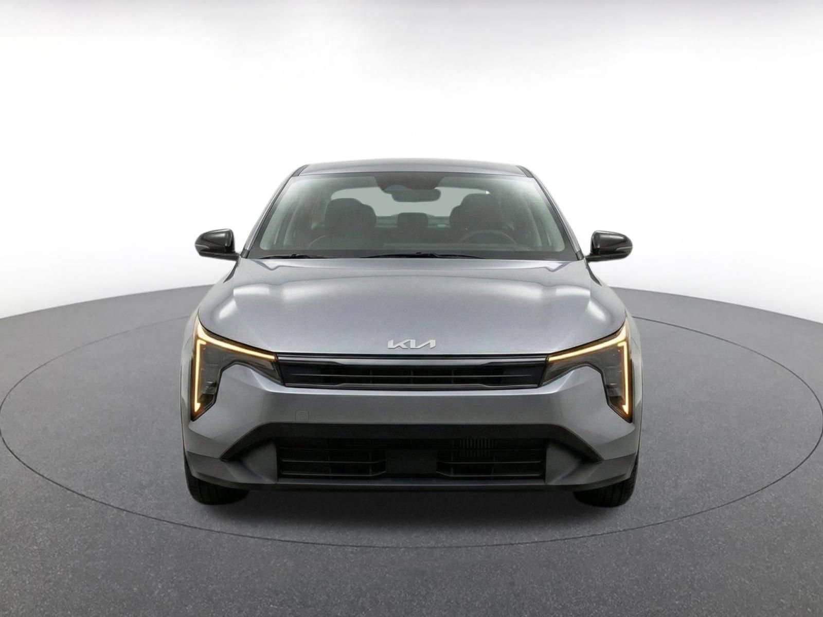 Used 2025 Kia K4 FWD image 2
