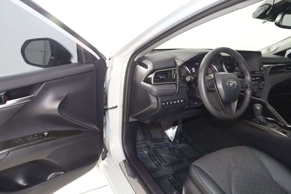 Used 2024 Toyota Camry XSE w/ Navigation Package FWD image 47