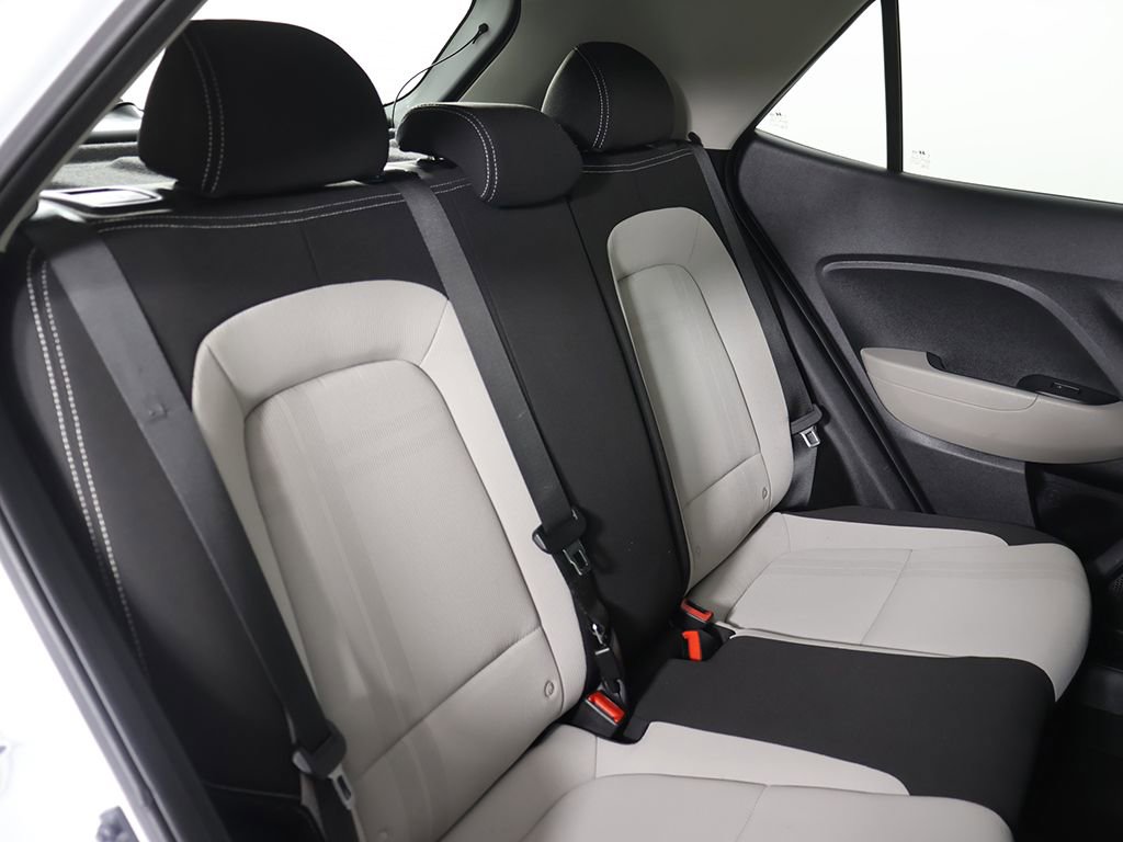 Certified 2024 Hyundai Venue SEL FWD image 29