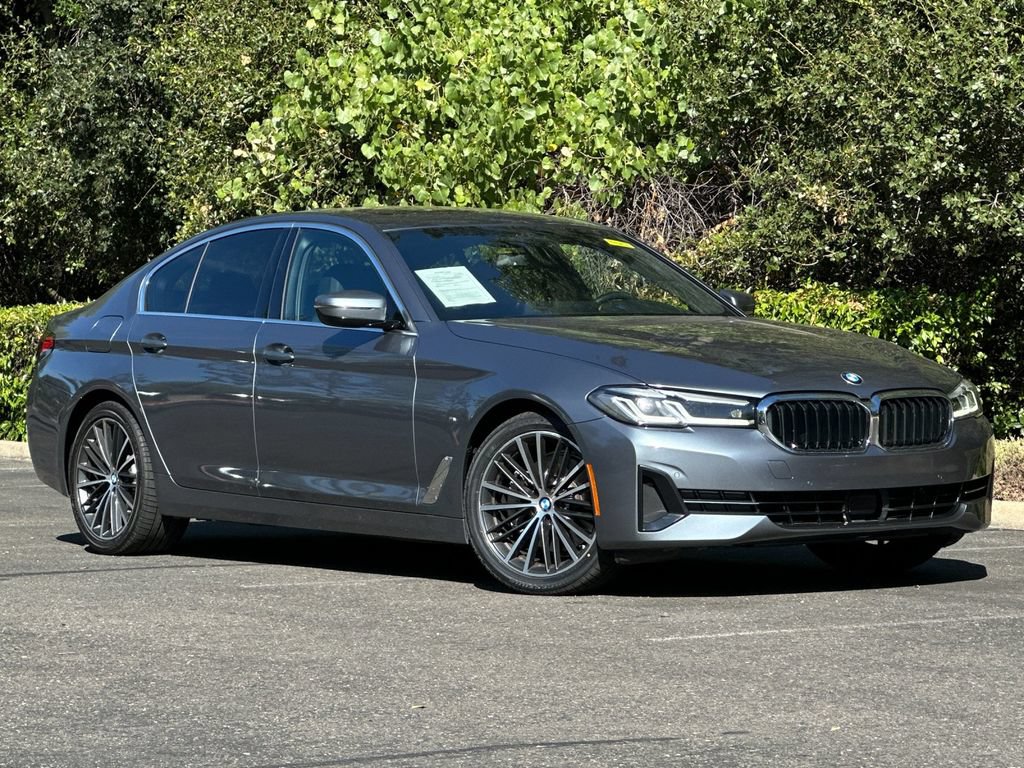 Used 2021 BMW 530i RWD image 2