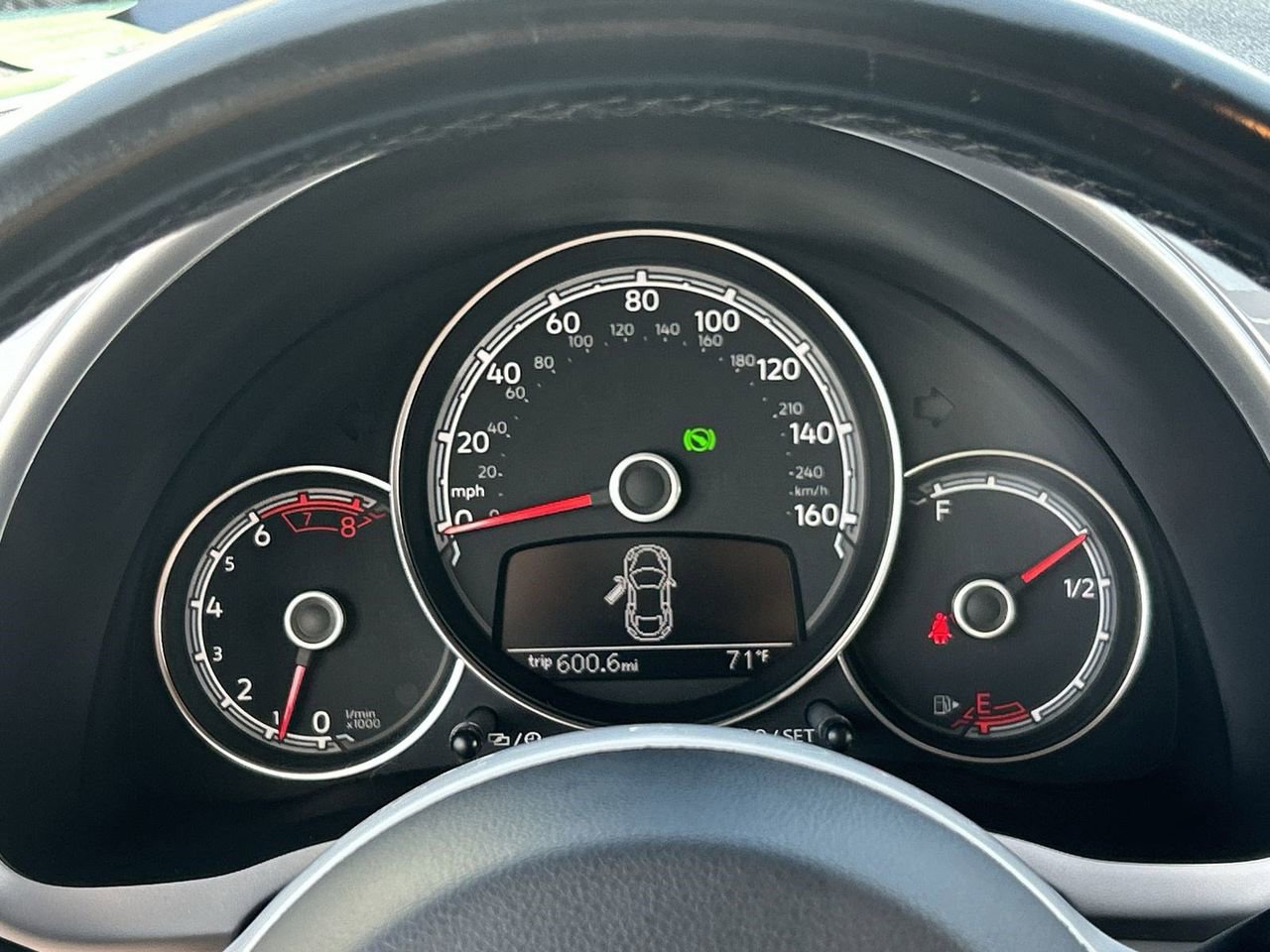 Used 2017 Volkswagen Beetle 1.8T FWD image 28