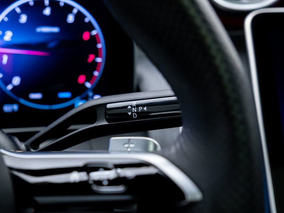 Certified 2025 Mercedes-Benz GLC 300 4MATIC image 23