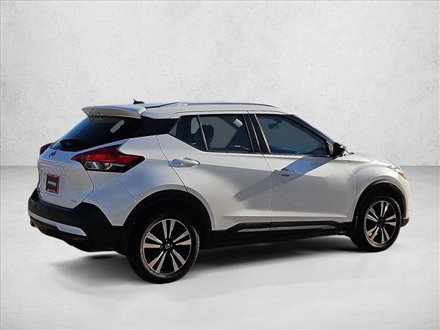 Used 2020 Nissan Kicks SR w/ SR Premium Package FWD image 5