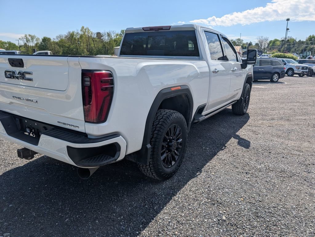Used 2024 GMC Sierra 2500 Denali Ultimate AWD/4WD image 6